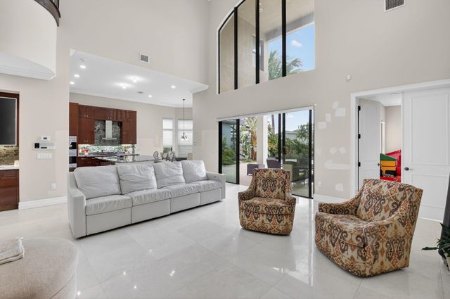 16801 Pavilion Way, Delray Beach, FL 33446