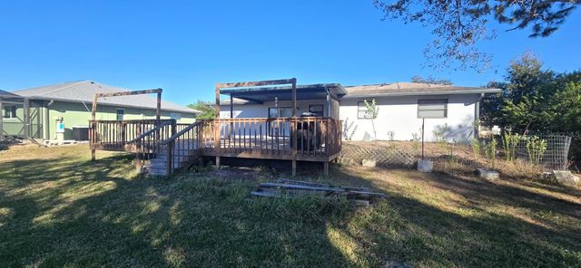 525 ALTOONA STREET NW, Port Charlotte, FL 33948