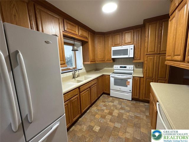 3686 Lower Saucon Road, Lower Saucon Twp, PA 18055