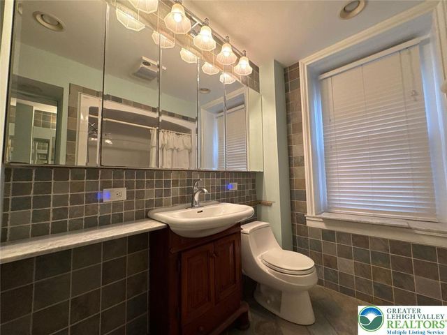 3686 Lower Saucon Road, Lower Saucon Twp, PA 18055