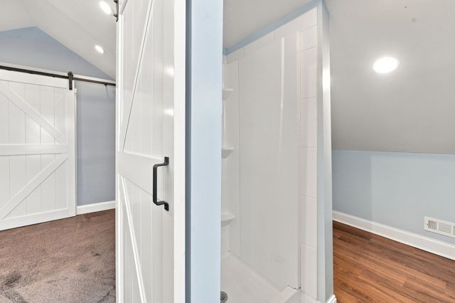 1072A Zophi St, Nashville, TN 37216
