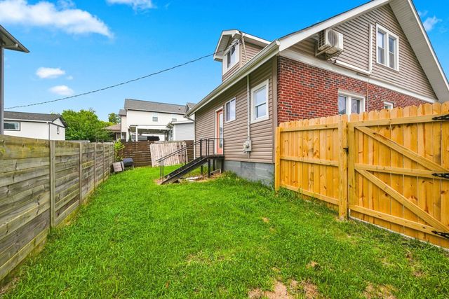 1072A Zophi St, Nashville, TN 37216