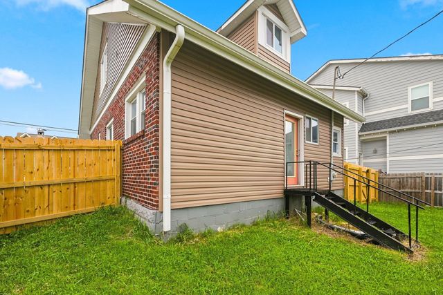 1072A Zophi St, Nashville, TN 37216
