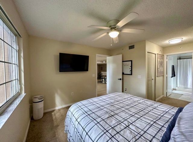 4191 N Haverhill Road 405, West Palm Beach, FL 33417