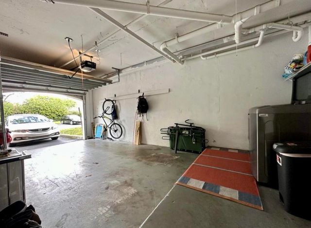 4191 N Haverhill Road 405, West Palm Beach, FL 33417