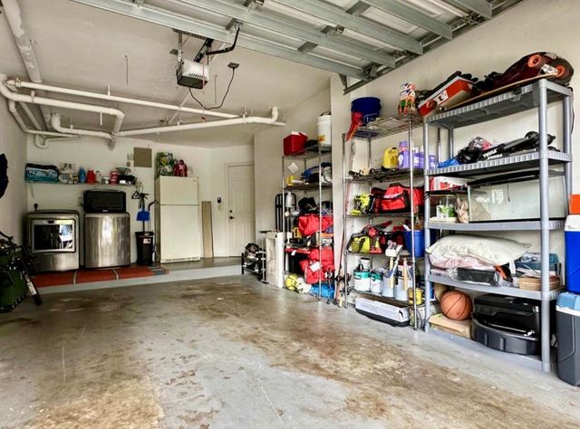 4191 N Haverhill Road 405, West Palm Beach, FL 33417