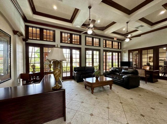 4191 N Haverhill Road 405, West Palm Beach, FL 33417