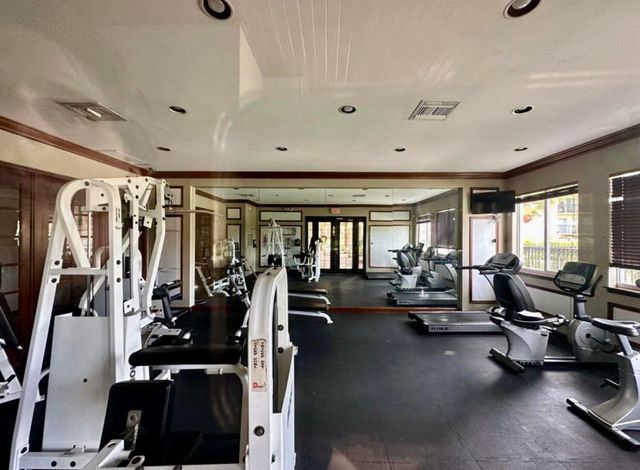 4191 N Haverhill Road 405, West Palm Beach, FL 33417