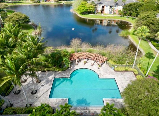 4191 N Haverhill Road 405, West Palm Beach, FL 33417