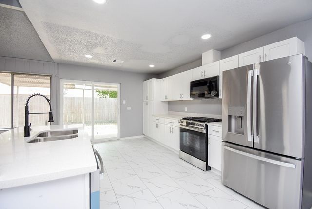 23515 Briarcreek Boulevard, Spring, TX 77373