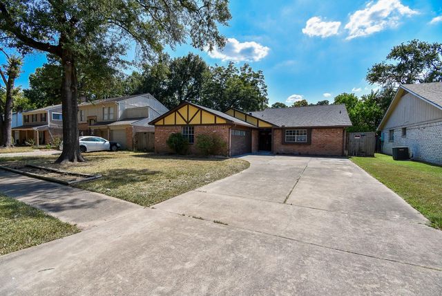 23515 Briarcreek Boulevard, Spring, TX 77373