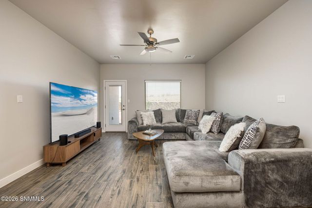 2874 Prado Del Sol Avenue, Las Cruces, NM 88011