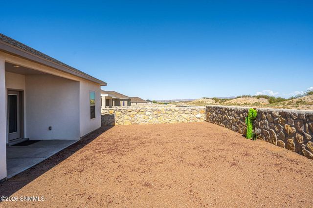 2874 Prado Del Sol Avenue, Las Cruces, NM 88011