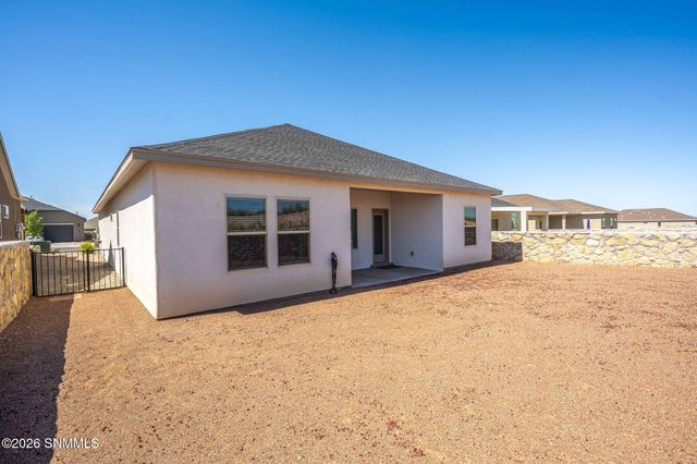 2874 Prado Del Sol Avenue, Las Cruces, NM 88011