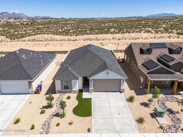 2874 Prado Del Sol Avenue, Las Cruces, NM 88011