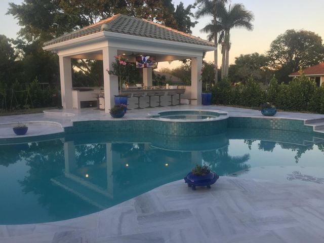 15925 Springhill Court, Wellington, FL 33414