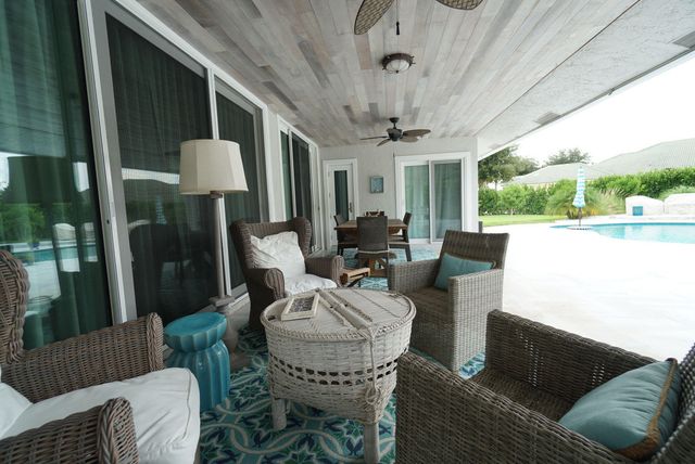 15925 Springhill Court, Wellington, FL 33414