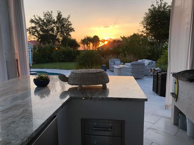 15925 Springhill Court, Wellington, FL 33414