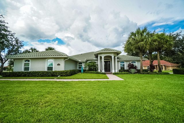 15925 Springhill Court, Wellington, FL 33414