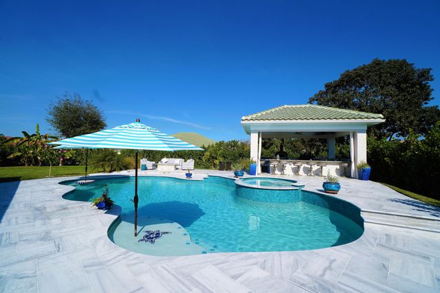 15925 Springhill Court, Wellington, FL 33414