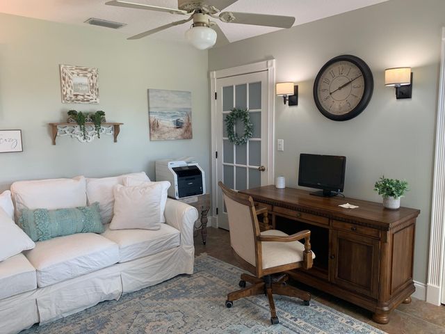 15925 Springhill Court, Wellington, FL 33414