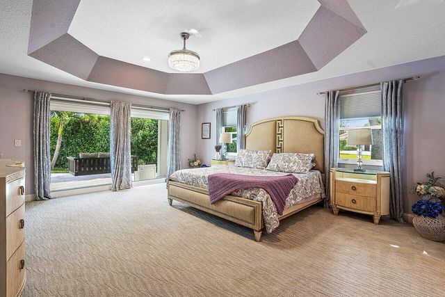 15925 Springhill Court, Wellington, FL 33414