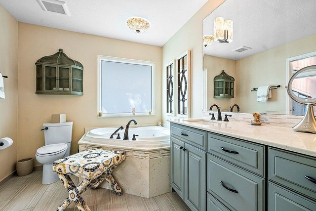 15925 Springhill Court, Wellington, FL 33414