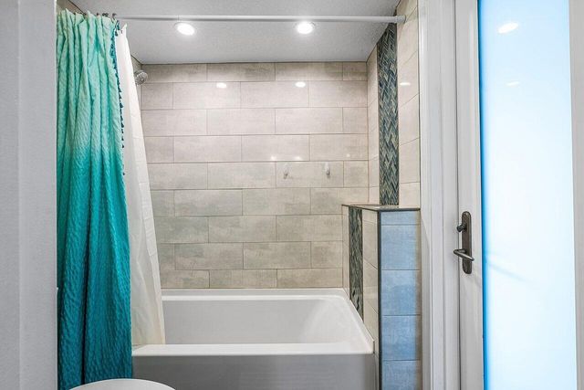 15925 Springhill Court, Wellington, FL 33414