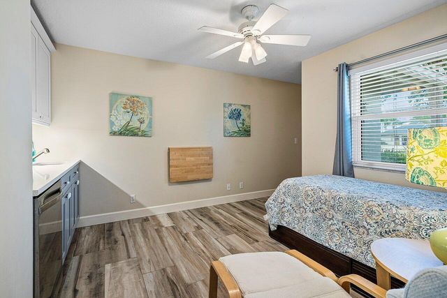 15925 Springhill Court, Wellington, FL 33414