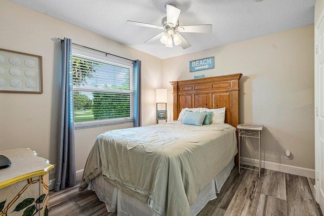 15925 Springhill Court, Wellington, FL 33414