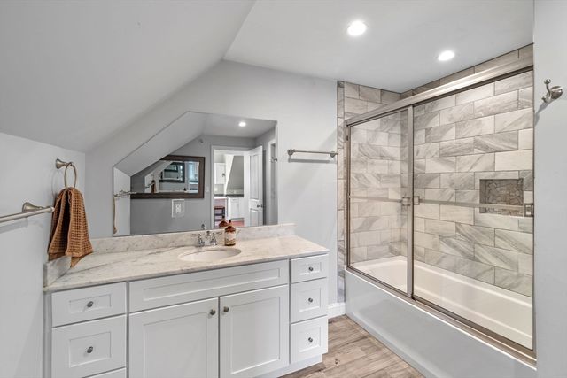 8 Putnam St 3, Danvers, MA 01923