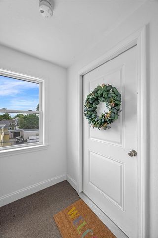 8 Putnam St 3, Danvers, MA 01923