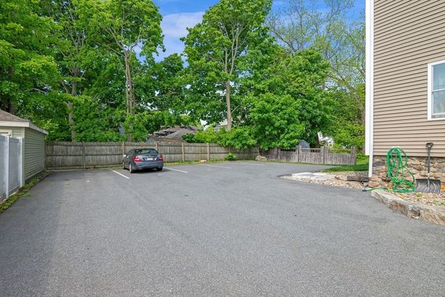8 Putnam St 3, Danvers, MA 01923