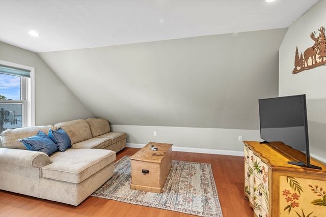 8 Putnam St 3, Danvers, MA 01923