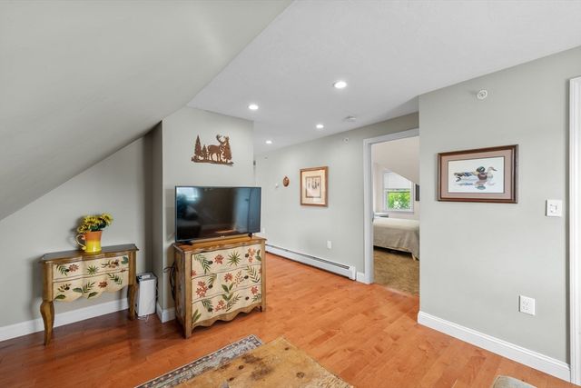 8 Putnam St 3, Danvers, MA 01923