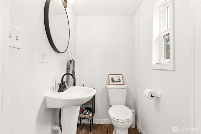 908 Tullis Street NE, Olympia, WA 98506