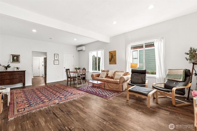 908 Tullis Street NE, Olympia, WA 98506