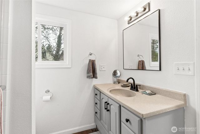 908 Tullis Street NE, Olympia, WA 98506