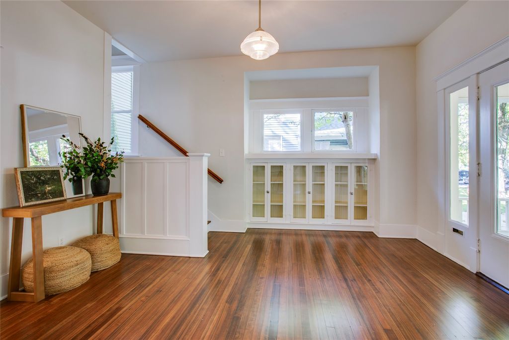 111 S Rosemont Avenue, Dallas, TX 75208 — photo 4