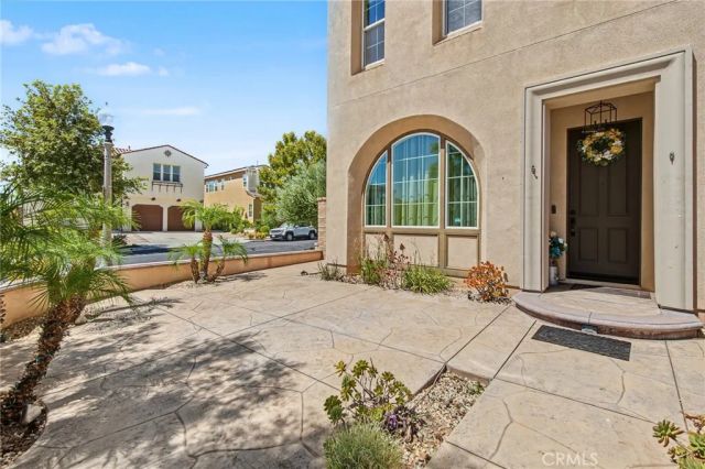 27681 Turnleaf Court, Saugus, CA 91350
