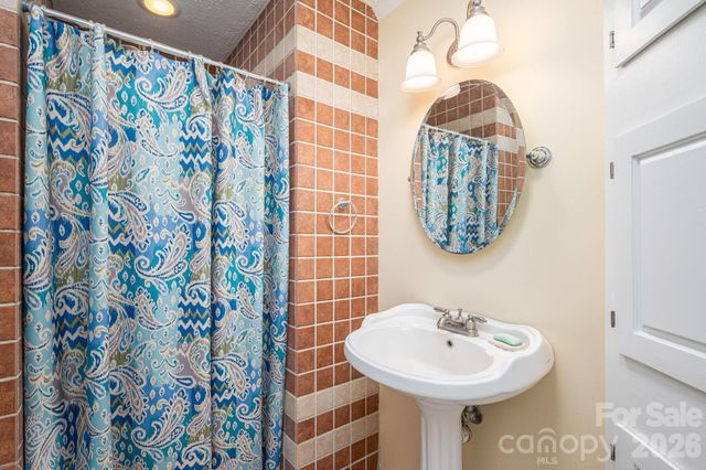 601 Wren Road, Gastonia, NC 28056