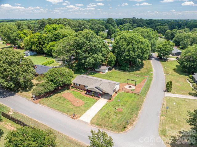 601 Wren Road, Gastonia, NC 28056