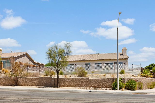 13897 Mountain Top Drive, Desert Hot Springs, CA 92240