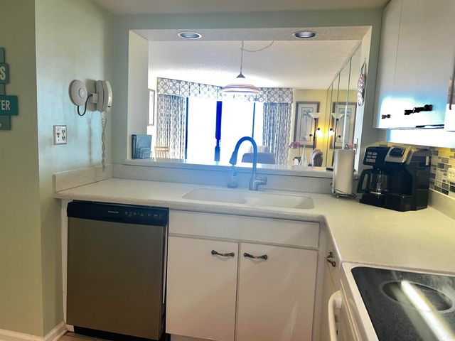 101 Ocean Creek Dr Apt GG5, Myrtle Beach, SC 29572