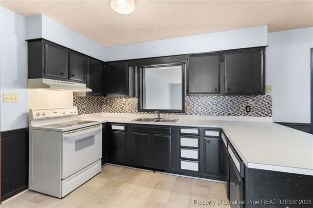 1438 Berriedale Drive, Fayetteville, NC 28304