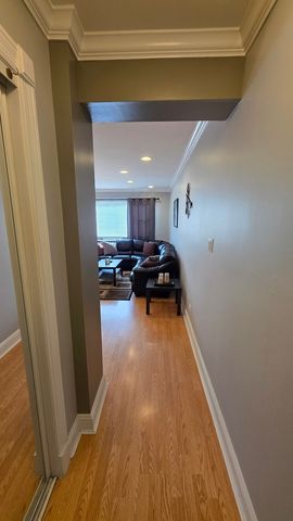 5310 N Chester Avenue 223, Chicago, IL 60656