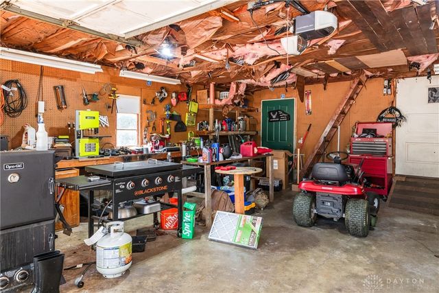 717 Woodlawn Avenue, Englewood, OH 45322