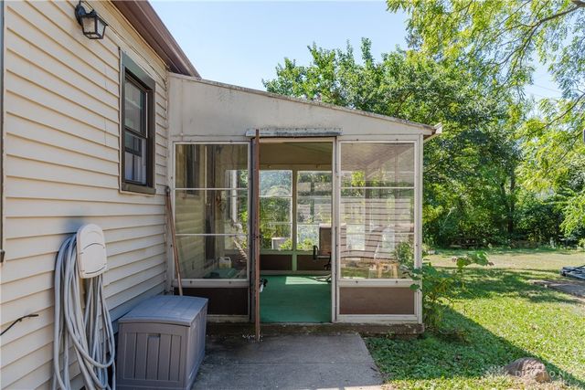 717 Woodlawn Avenue, Englewood, OH 45322