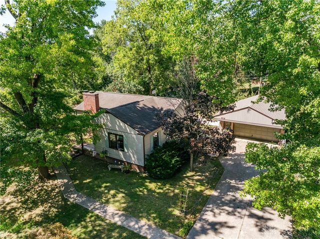 717 Woodlawn Avenue, Englewood, OH 45322
