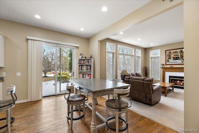 7108 Branford Court, West Bloomfield Charter Township, MI 48322